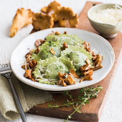 Spinach & Artichoke Ravioli with Chanterelle Mushrooms